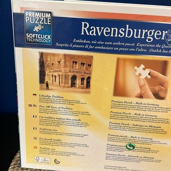 New Factory Sealed Ravensburger Doors of the World Jigsaw Puzzle - 1000pc - Picture 4 of 7